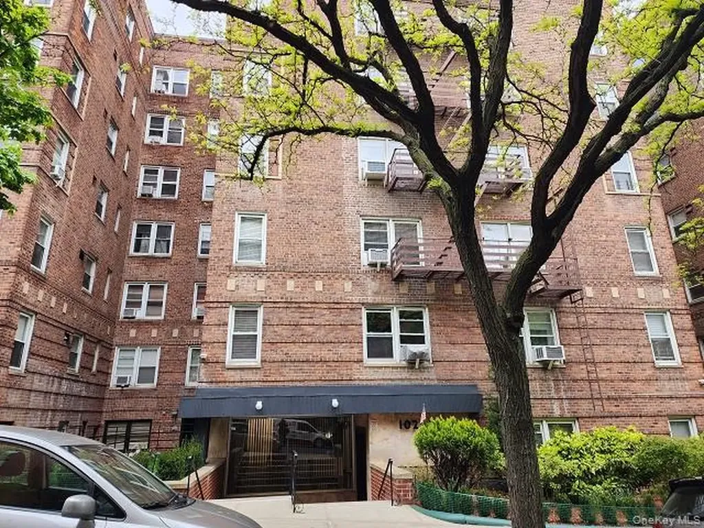 102-55 67 Drive Forest Hills NY 11375