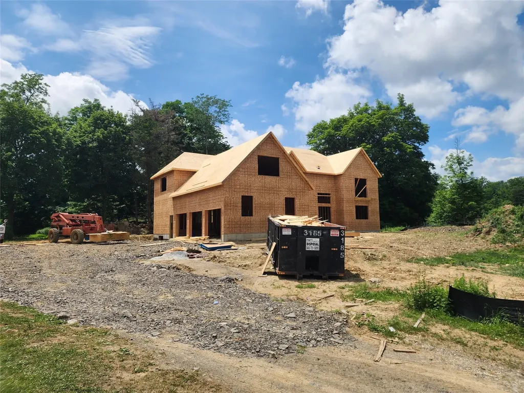 6 Pinnacle Boulevard Balmville NY 12550