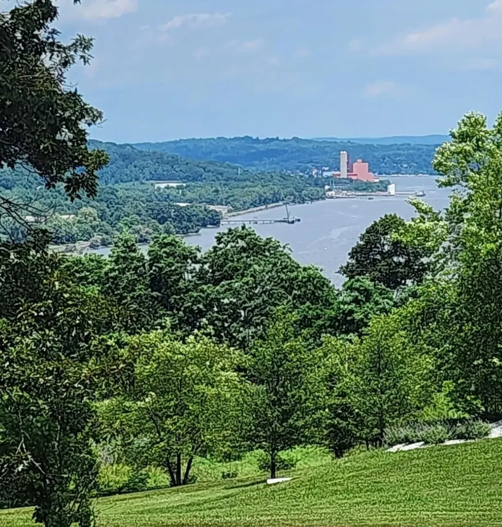 6 Pinnacle Boulevard Balmville NY 12550