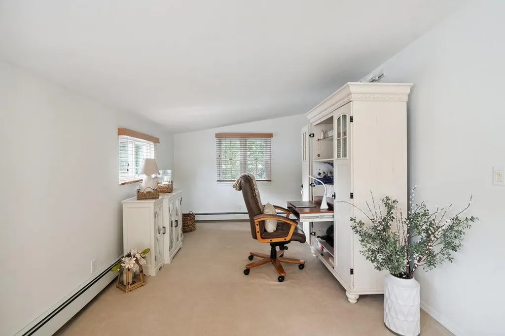 531 Myrtle Avenue West Islip NY 11795
