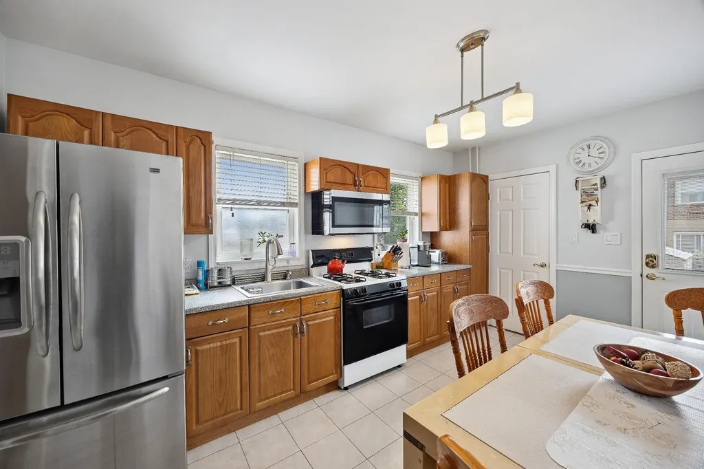 1639 Hone Avenue Bronx NY 10461