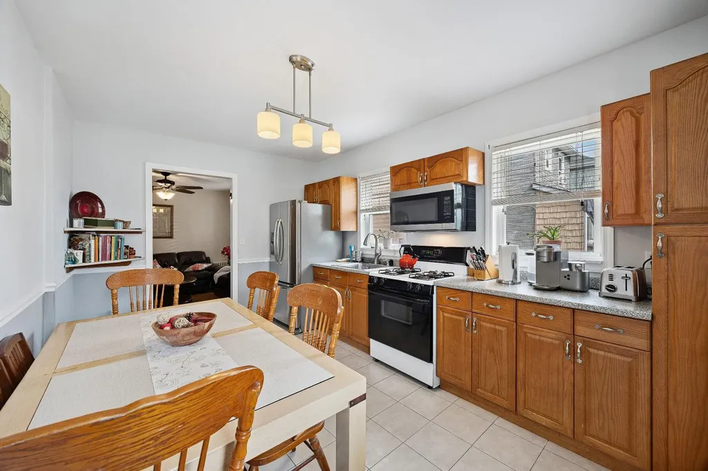 1639 Hone Avenue Bronx NY 10461