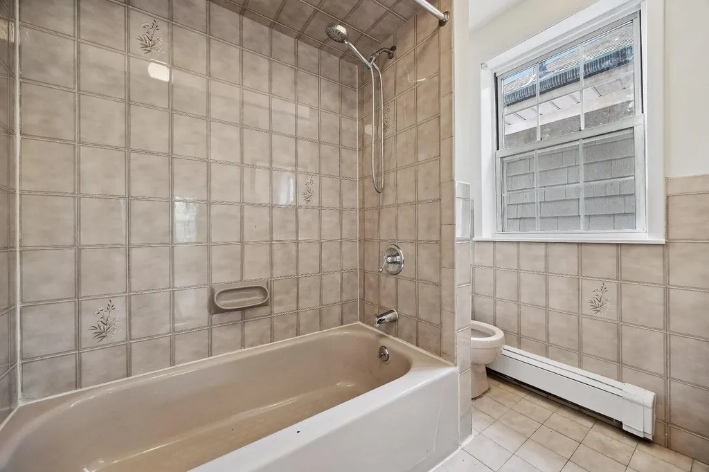 1639 Hone Avenue Bronx NY 10461