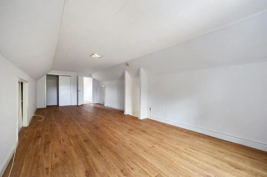 1639 Hone Avenue Bronx NY 10461