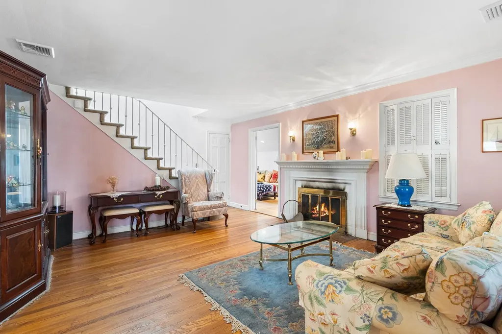 42 E Webster Street Merrick NY 11566