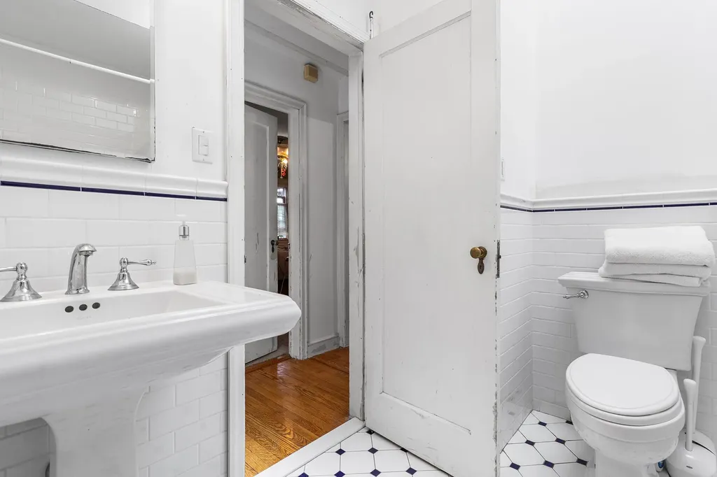42 E Webster Street Merrick NY 11566