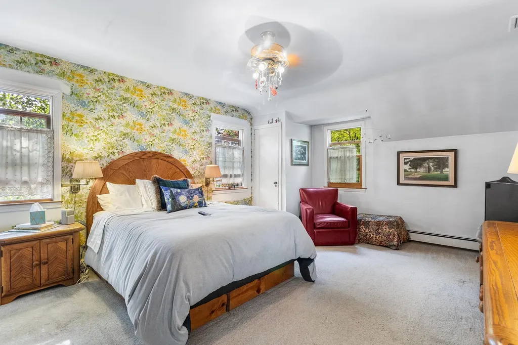 42 E Webster Street Merrick NY 11566