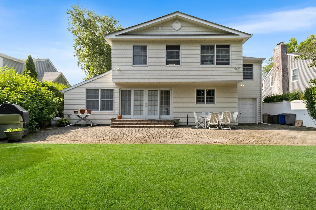 42 E Webster Street Merrick NY 11566