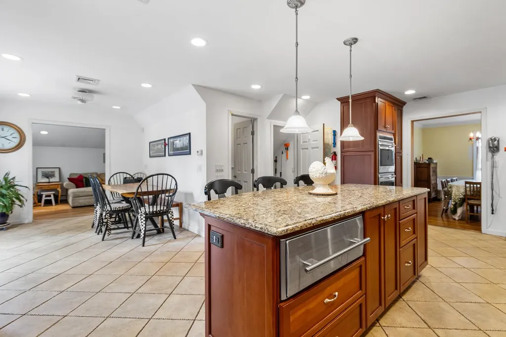 42 E Webster Street Merrick NY 11566