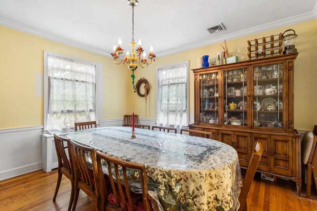 42 E Webster Street Merrick NY 11566
