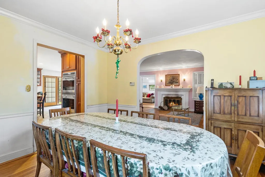 42 E Webster Street Merrick NY 11566