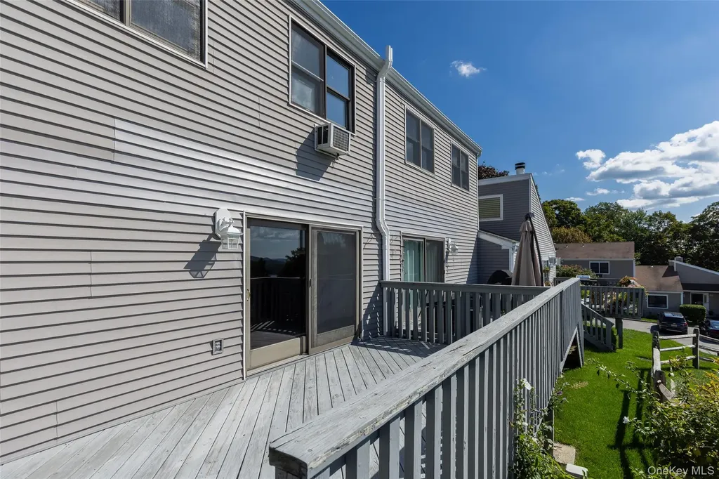 31 Brewster Woods Drive Brewster NY 10509