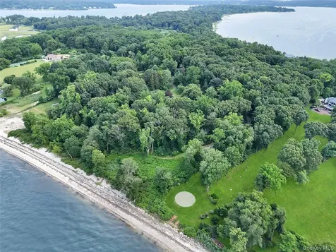 144 Centre Island Road Centre Island NY 11771