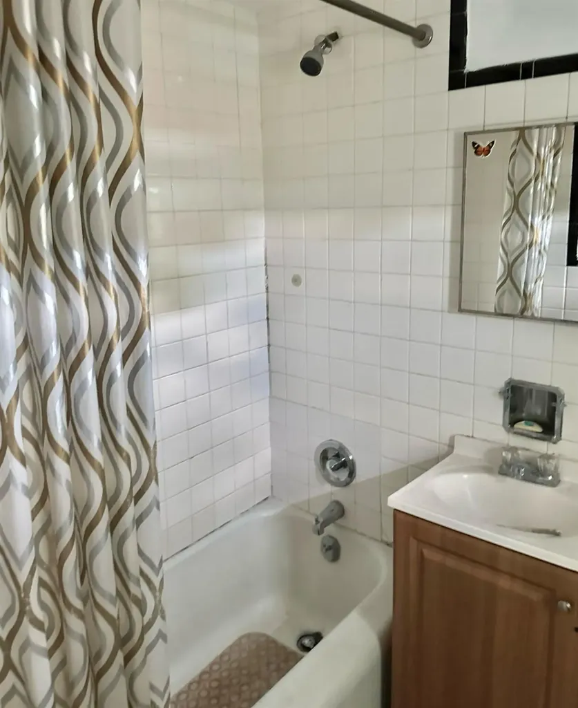 410 Thieriot Avenue Bronx NY 10473