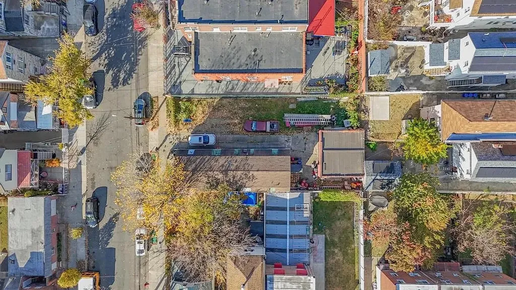 410 Thieriot Avenue Bronx NY 10473