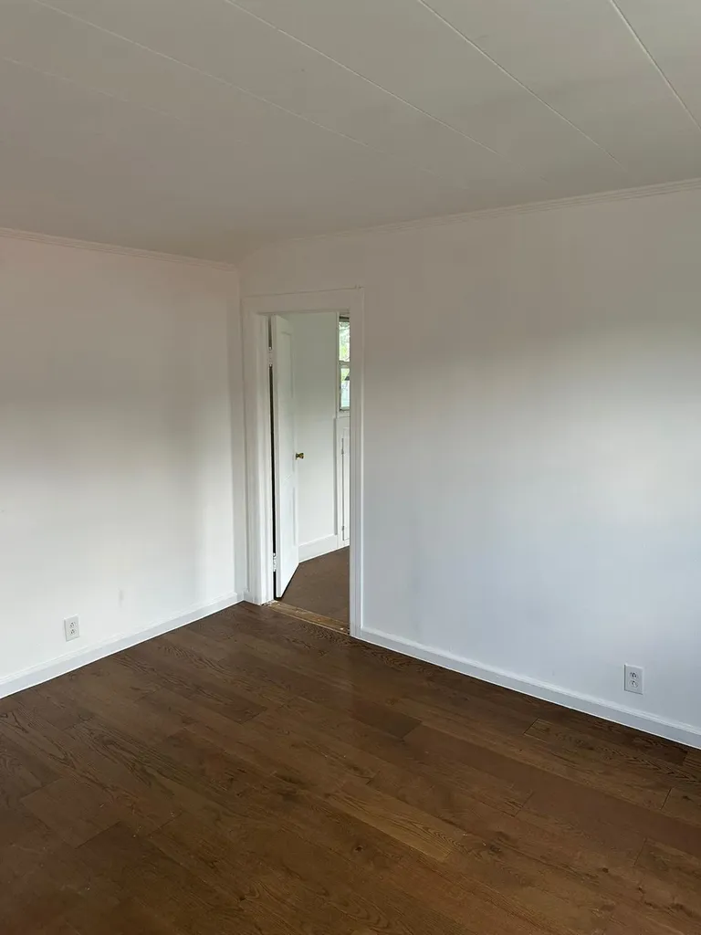 410 Thieriot Avenue Bronx NY 10473