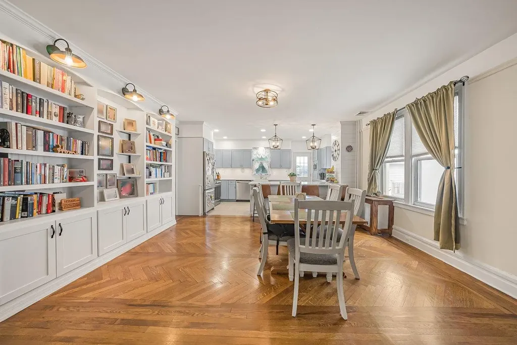 4374 Katonah Avenue Bronx NY 10470