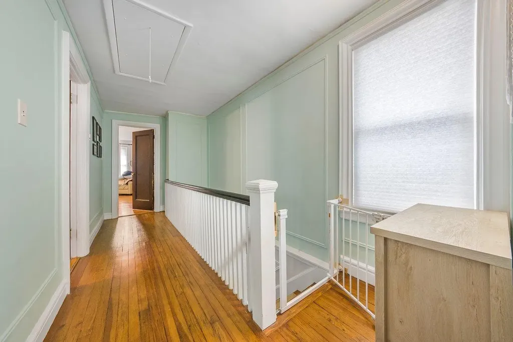 4374 Katonah Avenue Bronx NY 10470
