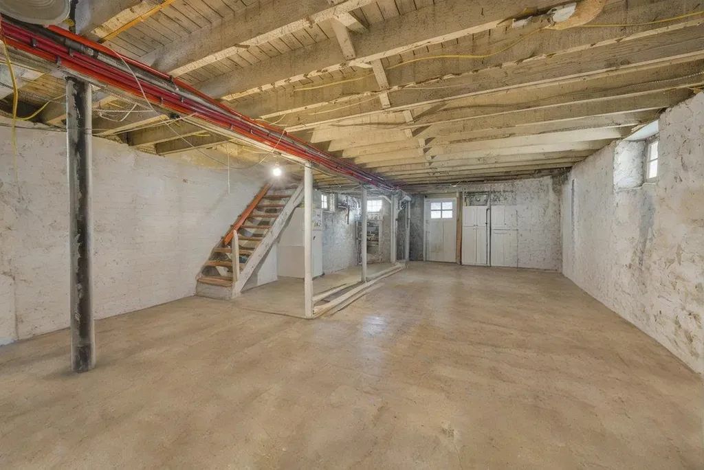 4374 Katonah Avenue Bronx NY 10470