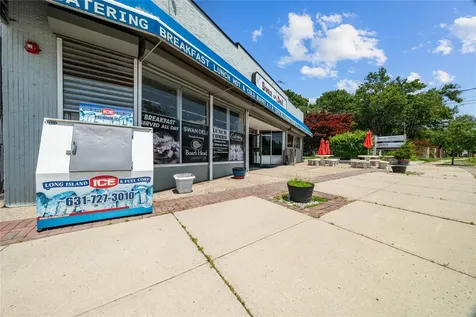 13 S Country Road East Patchogue NY 11772