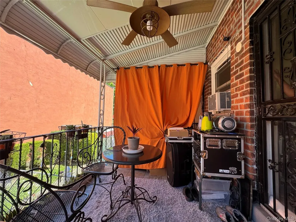 4406 Murdock Avenue Bronx NY 10466