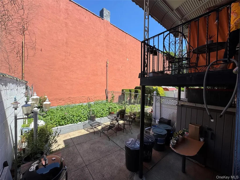 4406 Murdock Avenue Bronx NY 10466