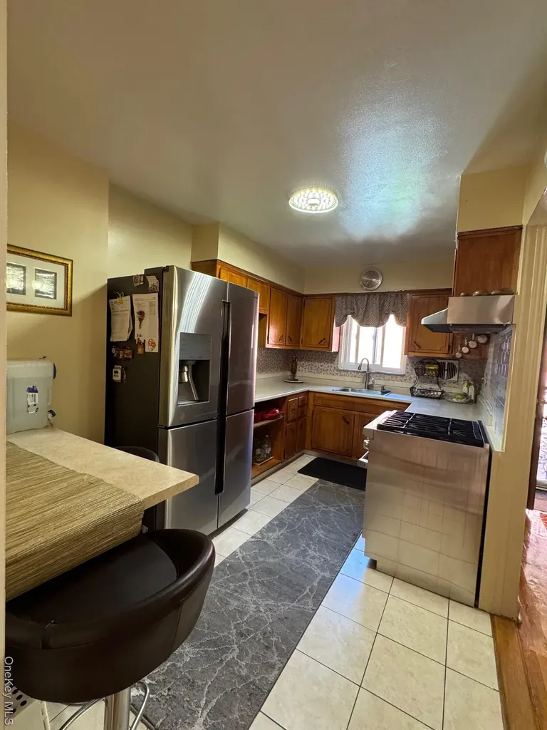 4406 Murdock Avenue Bronx NY 10466