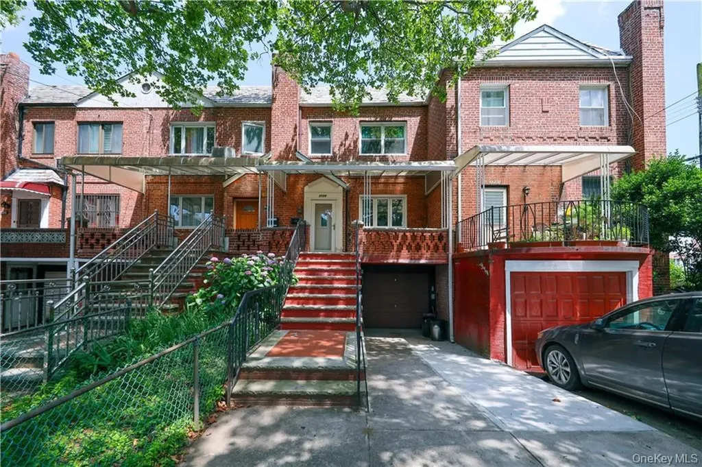2129 E 27th Street Brooklyn NY 11229