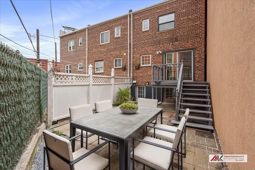 53-26 61st Street Maspeth NY 11378
