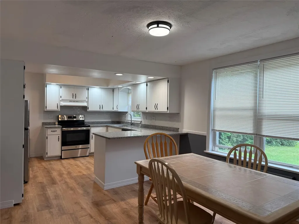 16 Ernest Lane Mahopac NY 10541