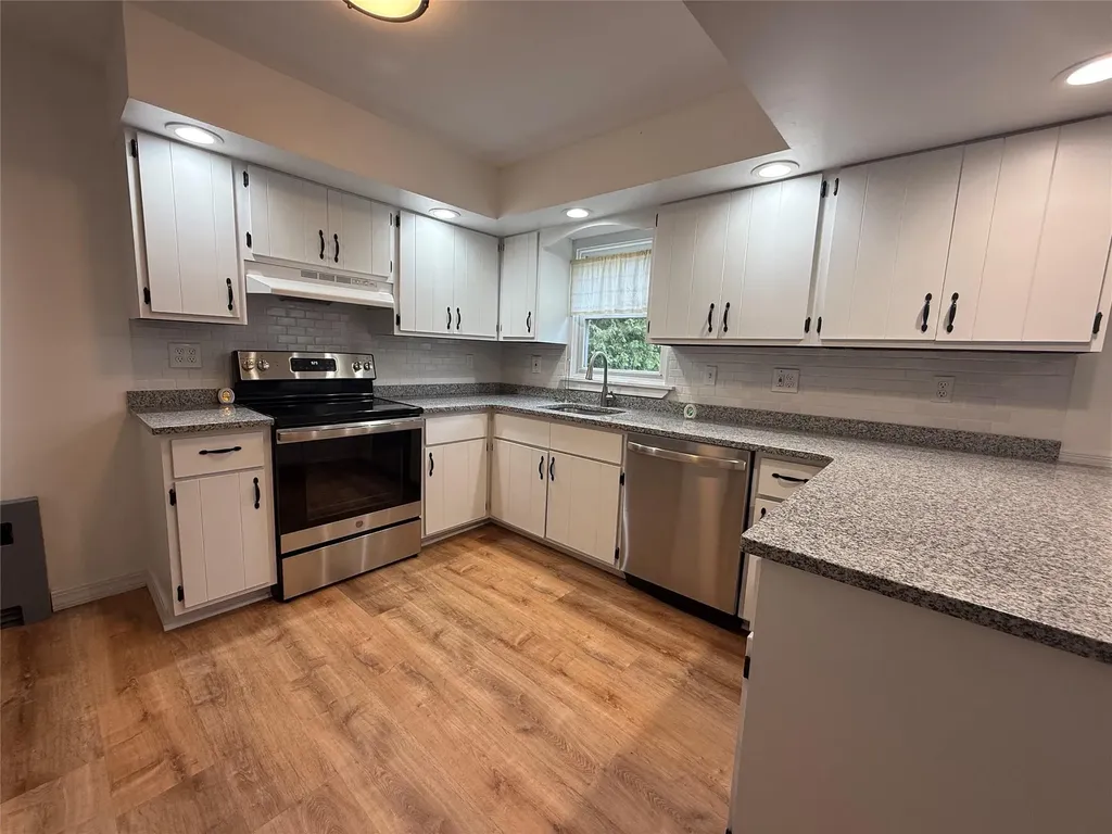16 Ernest Lane Mahopac NY 10541