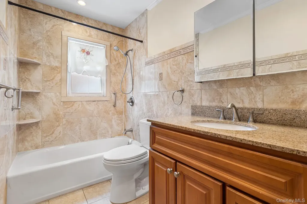 42 Evans Avenue Elmont NY 11003