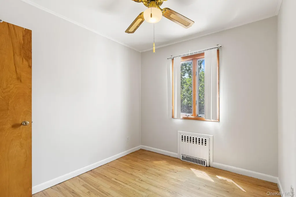 42 Evans Avenue Elmont NY 11003