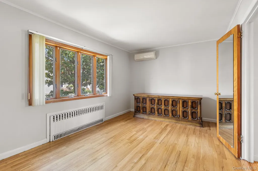 42 Evans Avenue Elmont NY 11003
