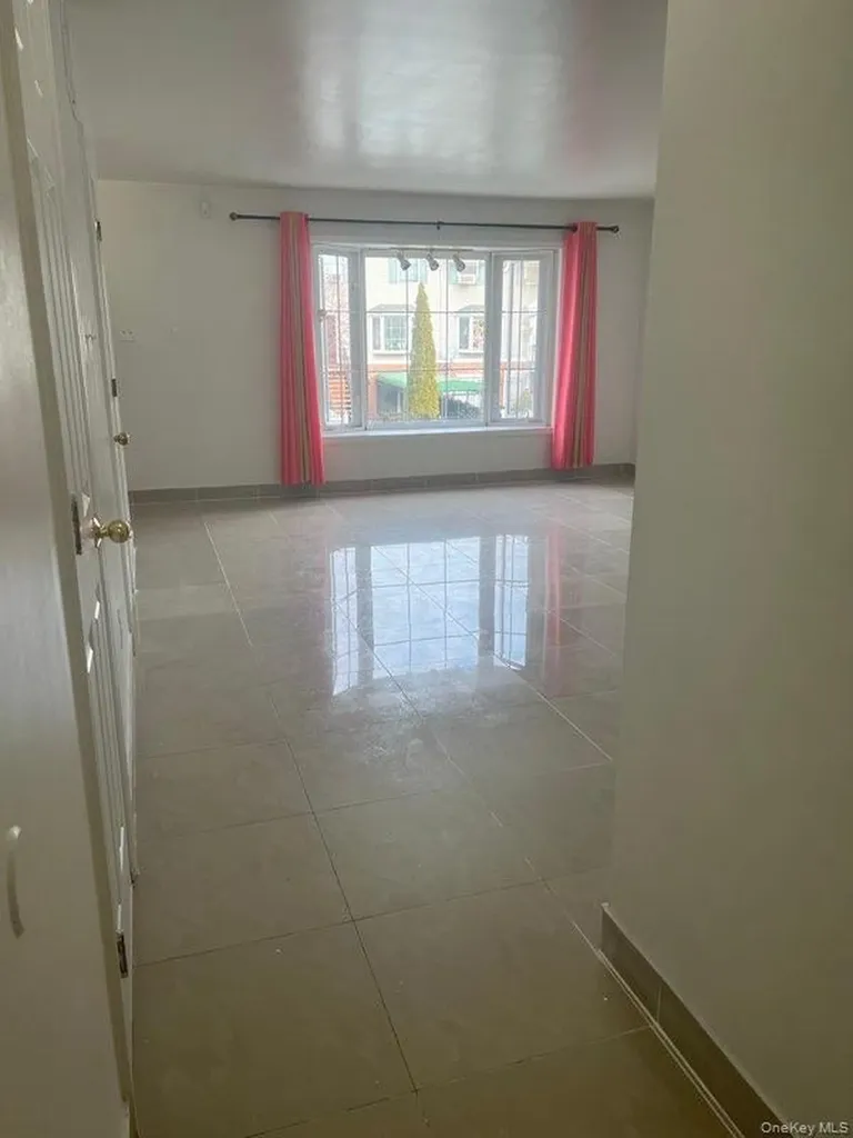 596 Beech Terrace Beech Terrace Bronx NY 10454