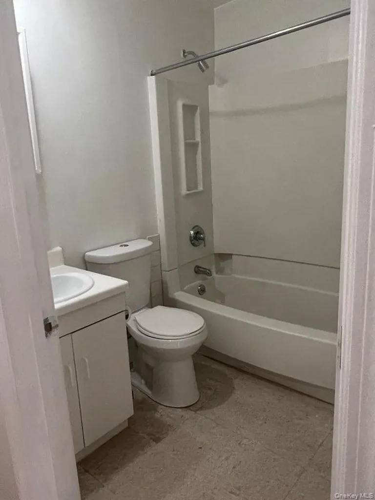 596 Beech Terrace Beech Terrace Bronx NY 10454