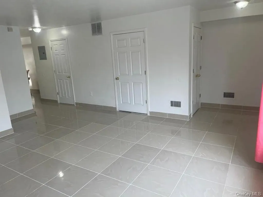 596 Beech Terrace Beech Terrace Bronx NY 10454