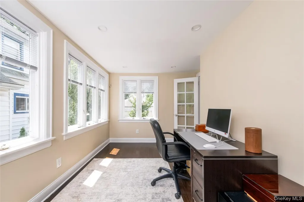 91 Monroe Street Pelham NY 10803