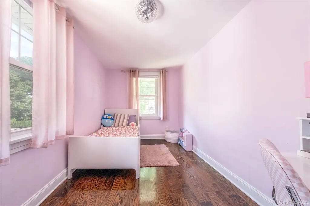 91 Monroe Street Pelham NY 10803