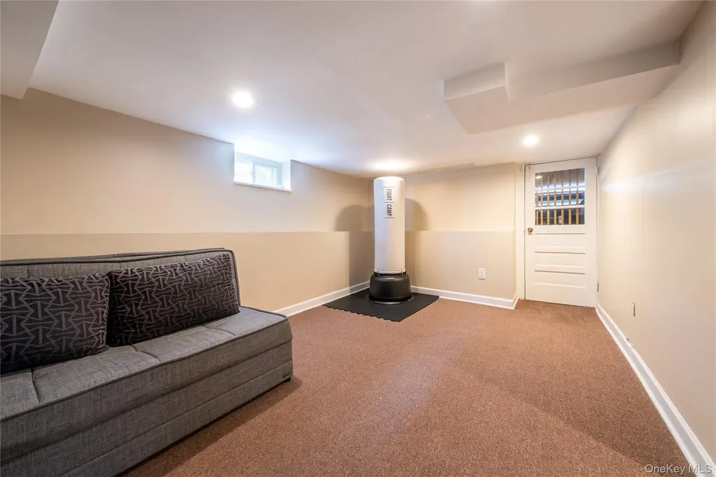91 Monroe Street Pelham NY 10803