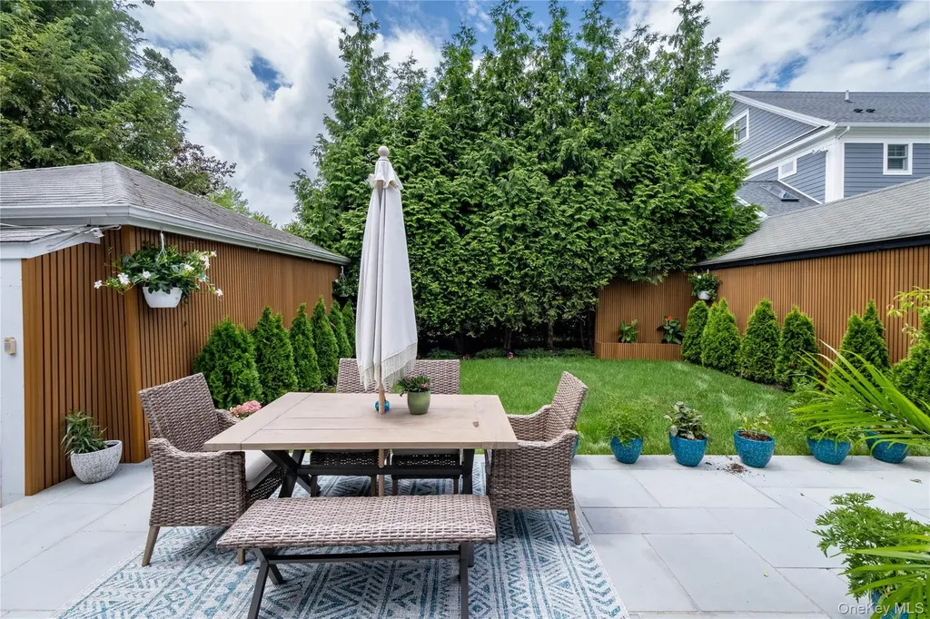 91 Monroe Street Pelham NY 10803