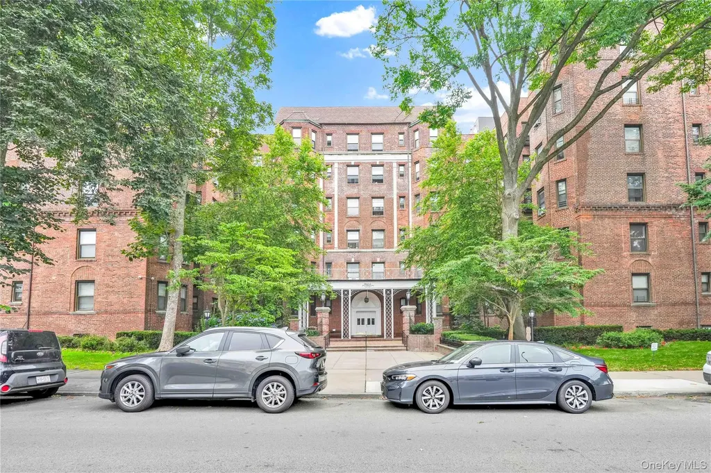 84-51 Beverly Road Kew Gardens NY 11415