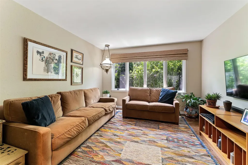 5 Mark Drive Rye Brook NY 10573