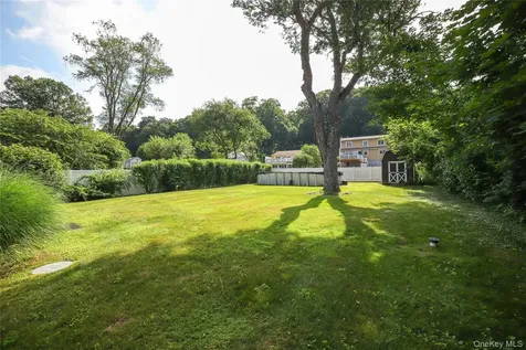 66 Putnam Road Cortlandt Manor NY 10567
