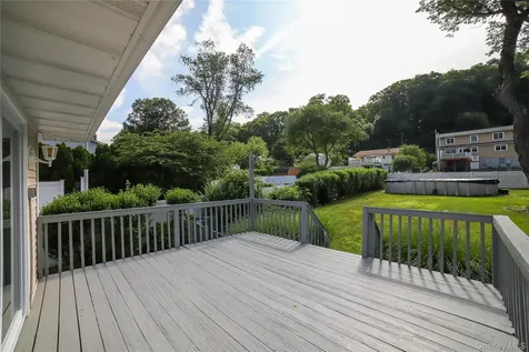 66 Putnam Road Cortlandt Manor NY 10567