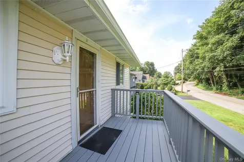 66 Putnam Road Cortlandt Manor NY 10567