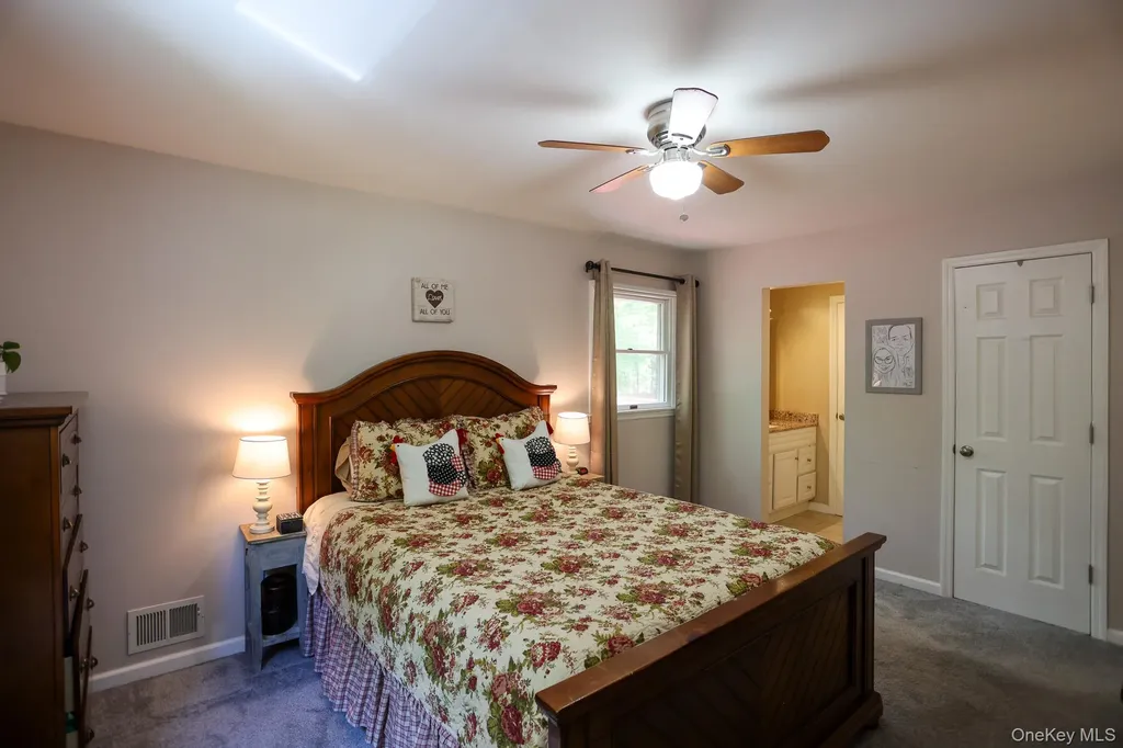 21 Edgebrook Lane Airmont NY 10952
