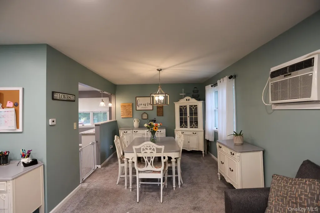 21 Edgebrook Lane Airmont NY 10952