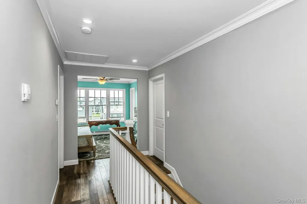 10 Garfield Place Massapequa NY 11758