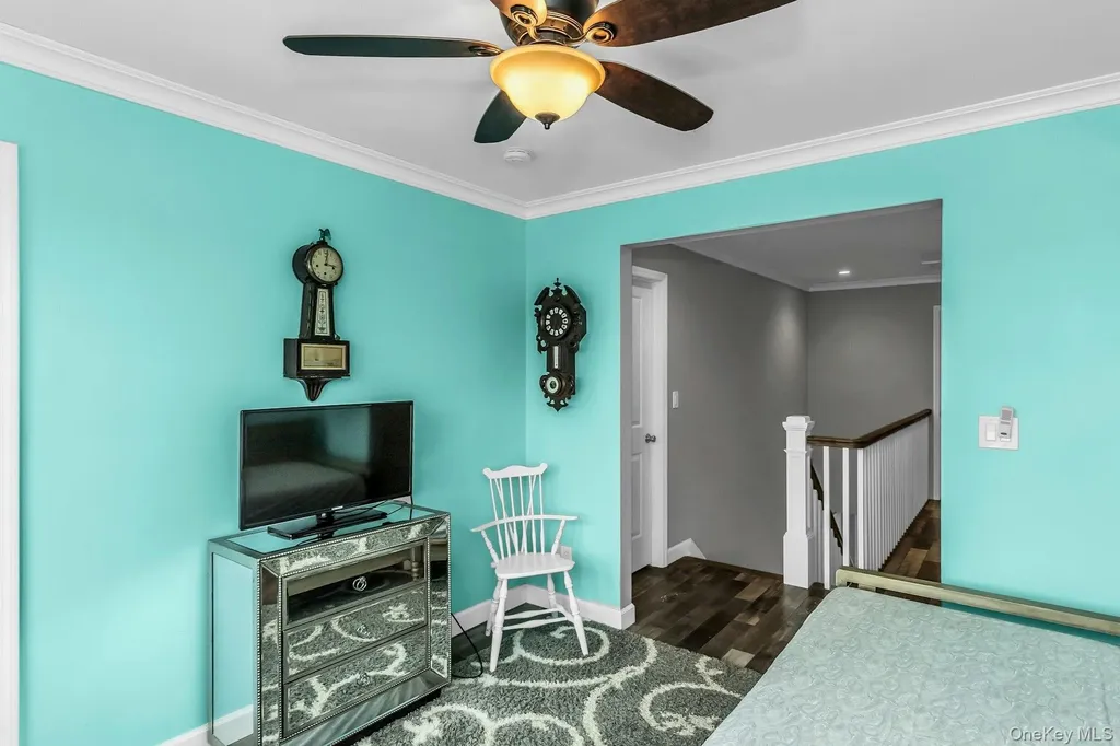 10 Garfield Place Massapequa NY 11758